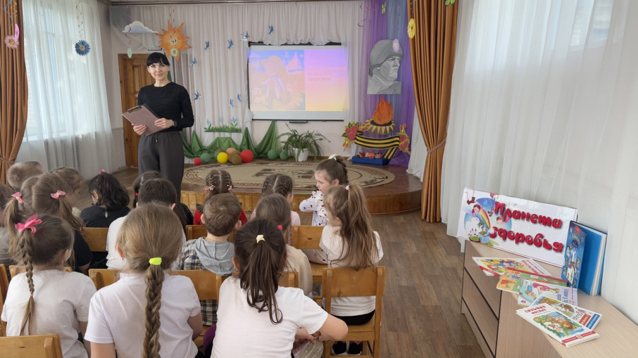 Литературно-спортивный час «Мы «ЗА» здоровый образ жизни!». Литературно-спортивный час «Мы «ЗА» здоровый образ жизни!».